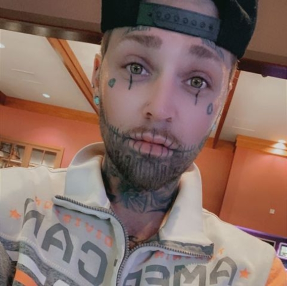 Meet your Posher, Hecari - Picture 1 of 1